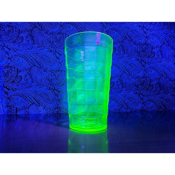 Vintage block optic Green uranium glass 10oz tumbler by Anchor Hocking - Picture 4 of 10